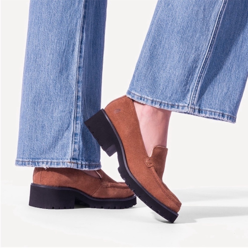 Hush Puppies Lucy Loafer in Blush Suede